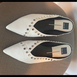 Brand New Dolce Vita White Leather, Silver-Studded, Pointy-Toe Slide, Size 9.5